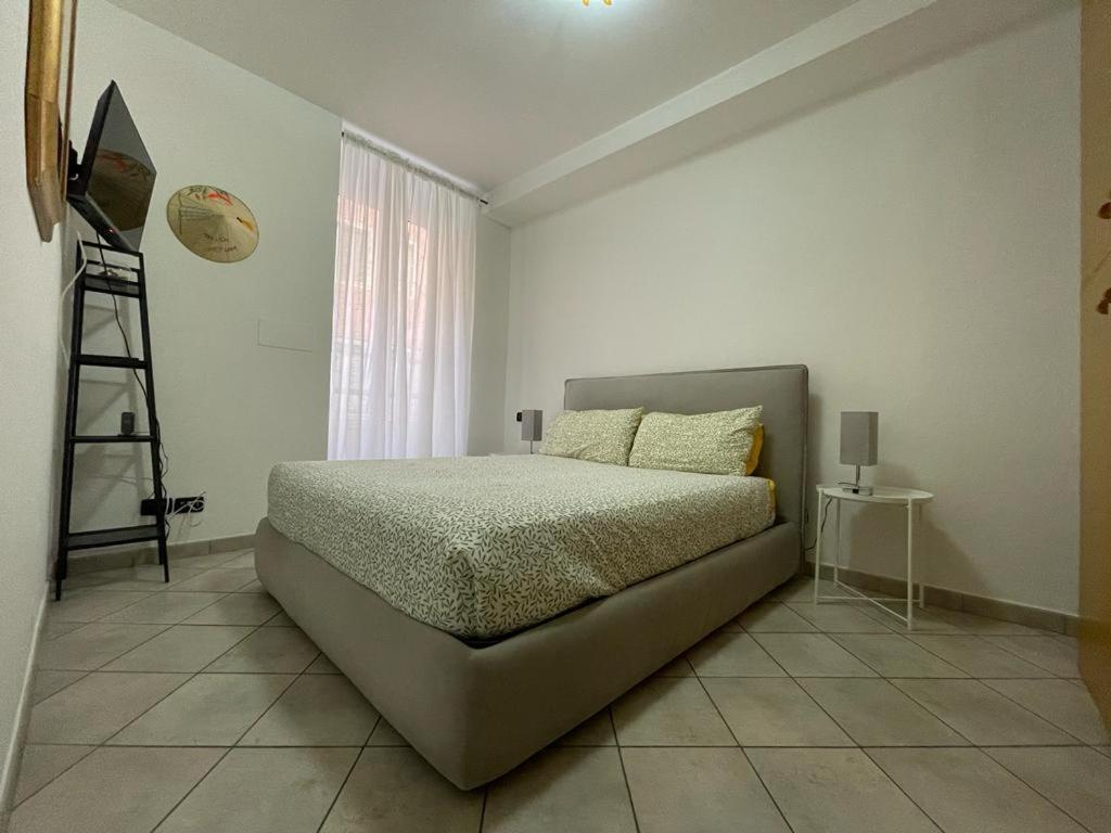Casa Celeste, bilocale nel pieno centro di Alassio Esterno foto